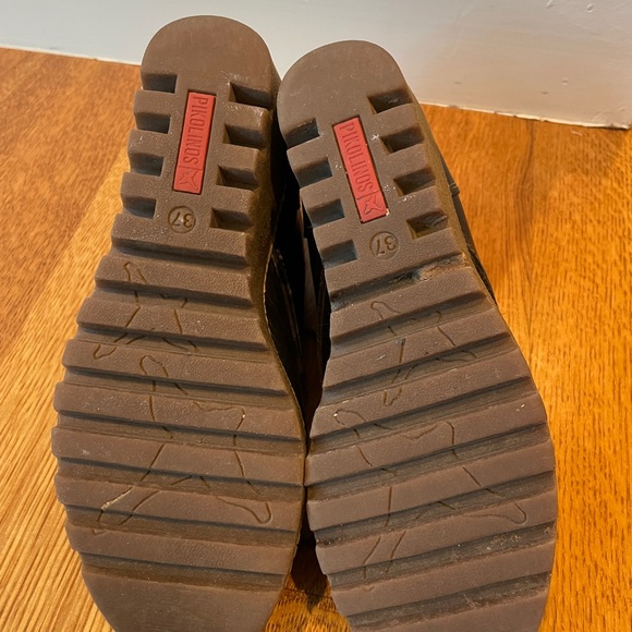 Pikolinos Black Wedge Shoes with Laces - Picture 10 of 10